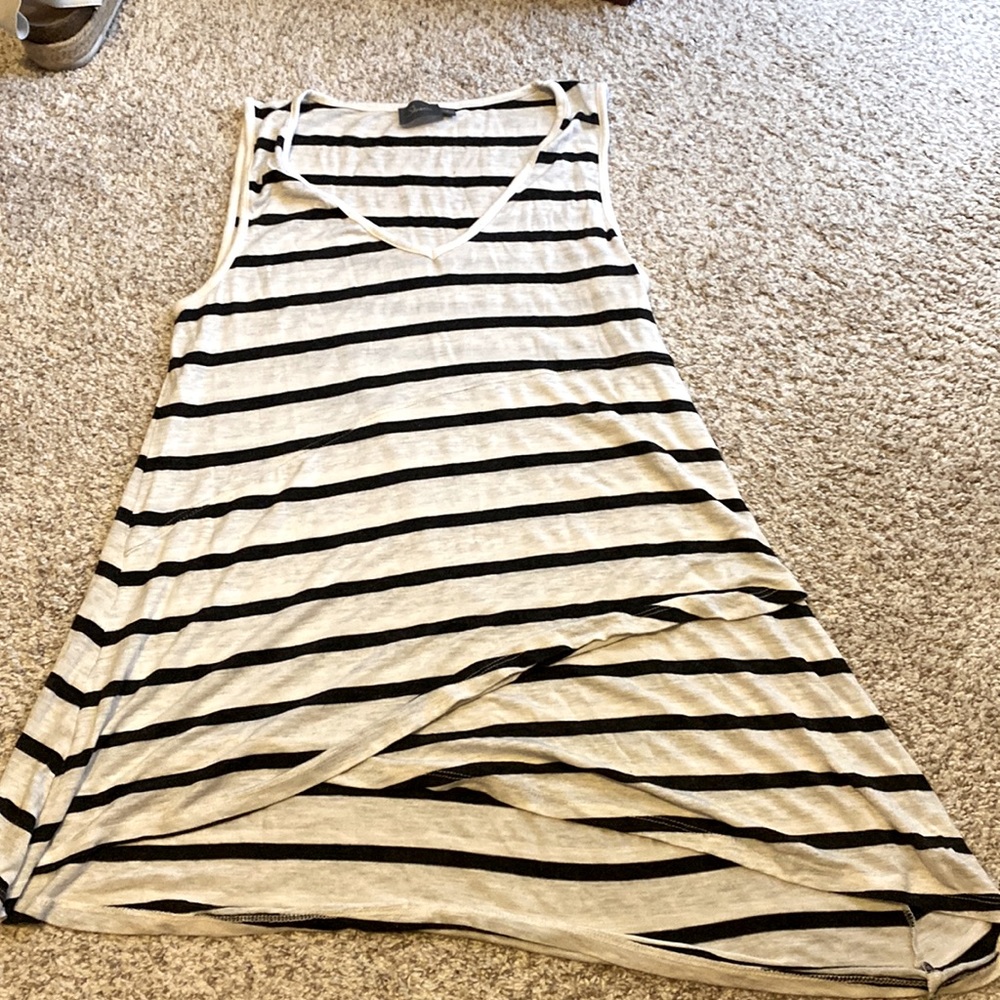 Black and white striped V-neck tank top asymmetrical tiered